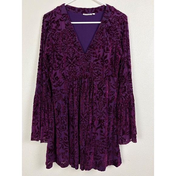 Paris Blues Tops - Paris Blues Women Purple Burnout Velvet Damask Bell Sleeve V-Neck Tunic Top S